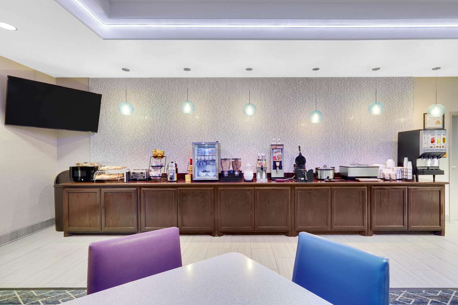La Quinta Inn & Suites by Wyndham Big Spring 38/48