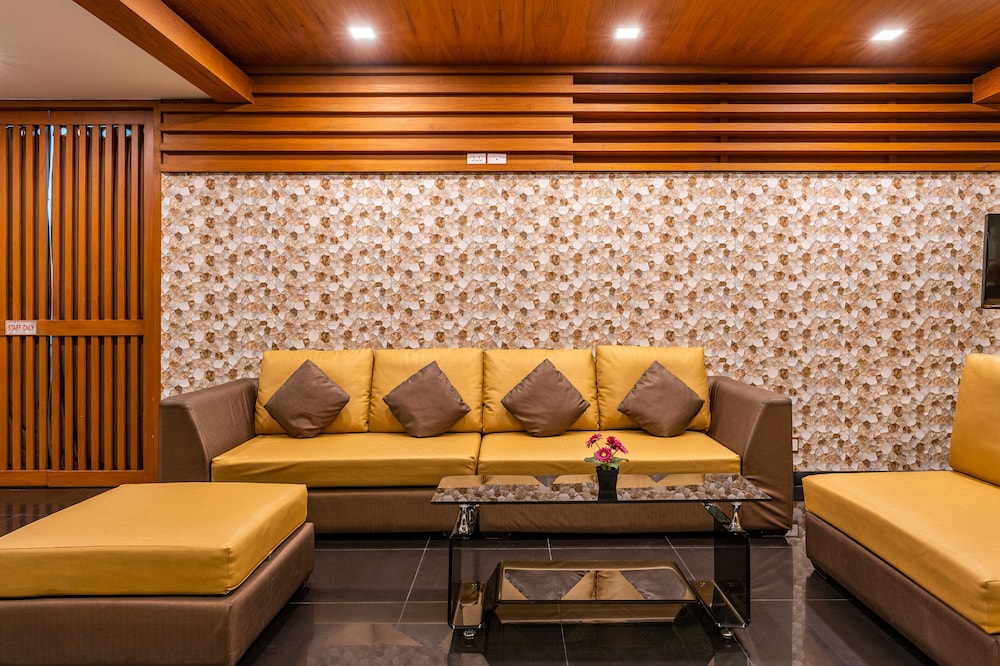 Lawinta Hotel 43/65