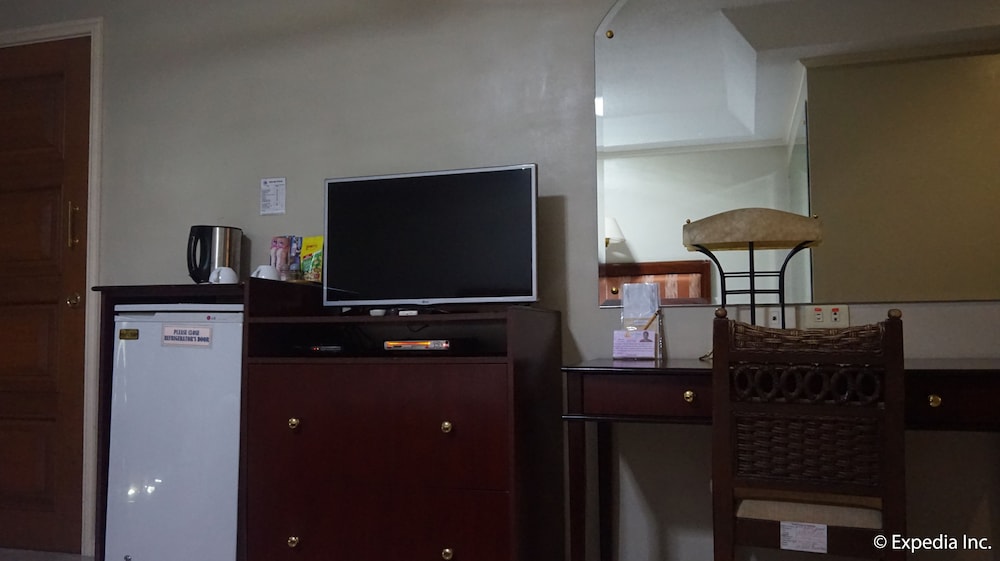 Wild Orchid Resort 67/83