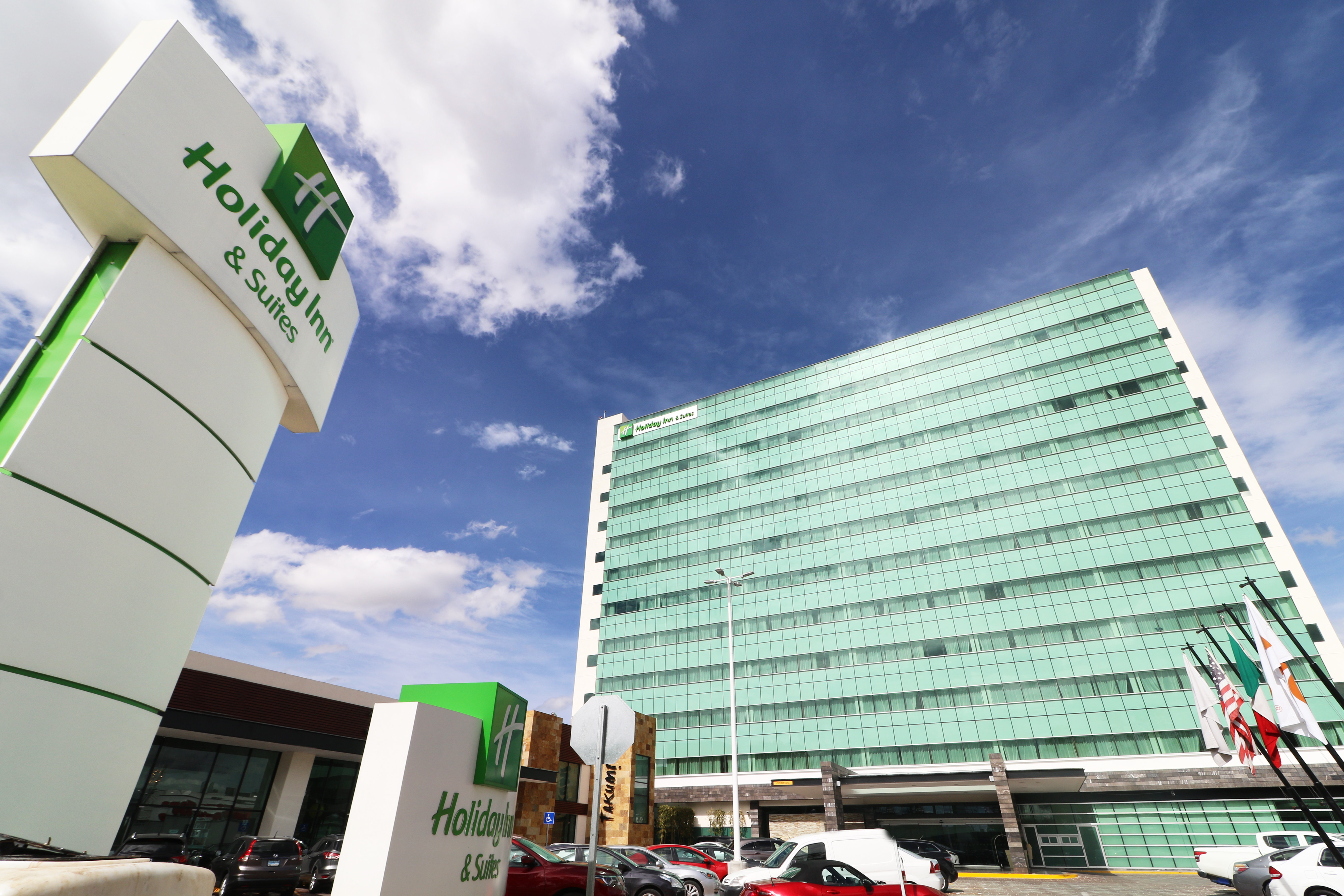 Holiday Inn & Suites Leon Plaza Mayor 2/50