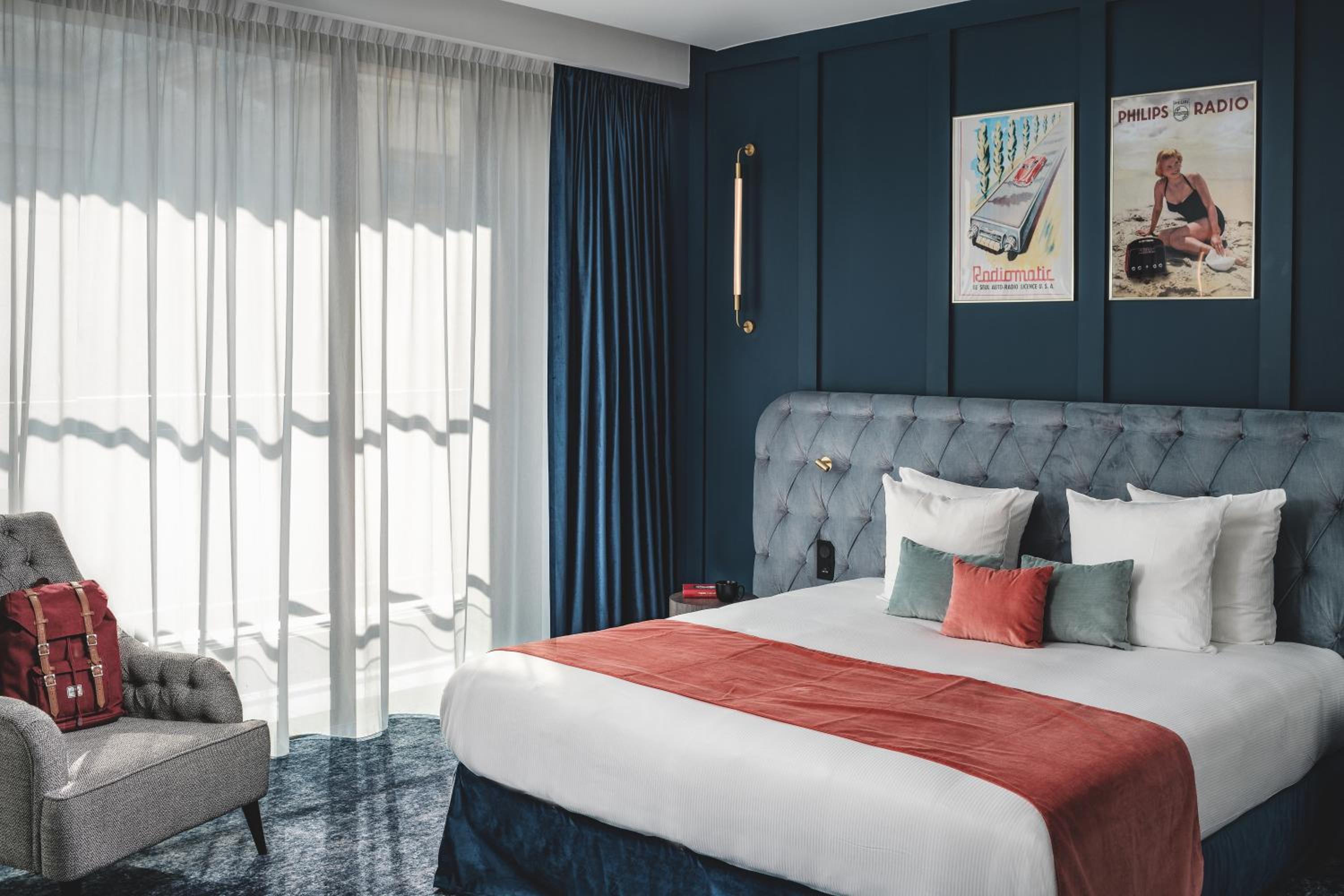 SUPERIOR, DOUBLE BED