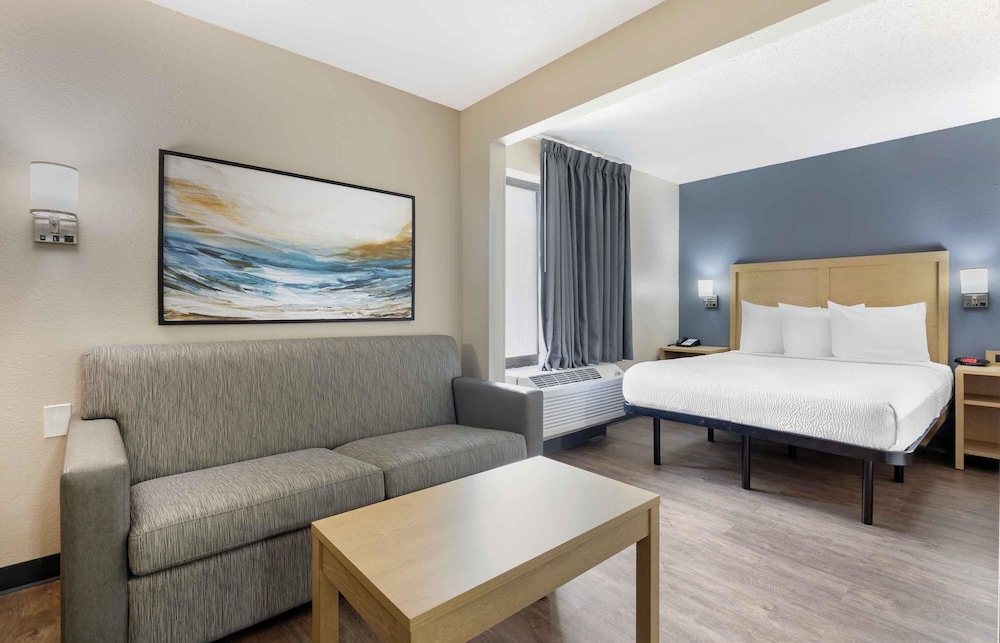 Deluxe, Studio, Queen Bed, Sofa, Extended Stay America - Arlington - Six Flags 3/10
