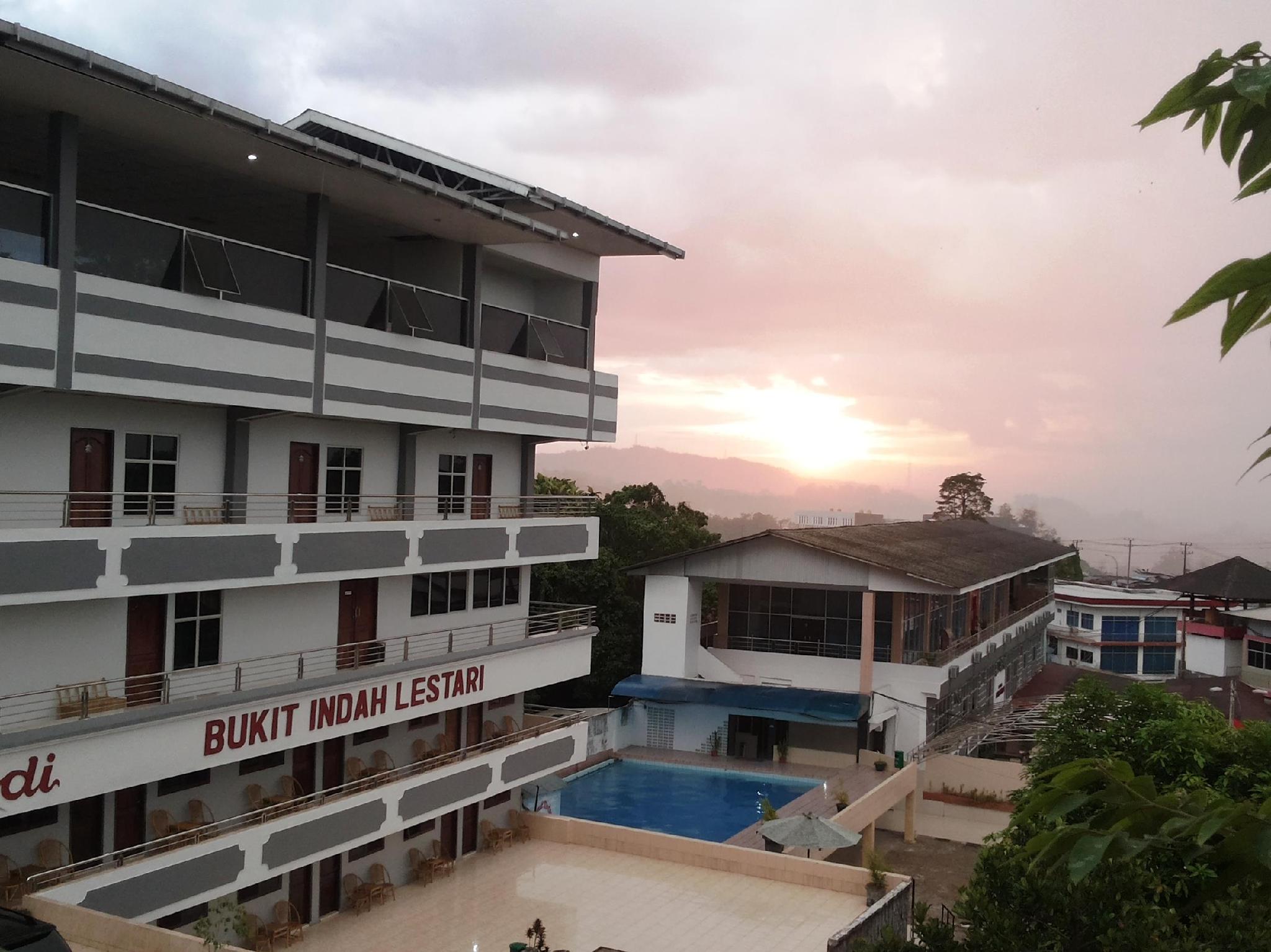 Bukit Indah Lestari 1/35