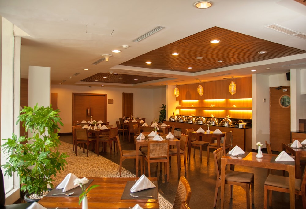 Hotel Santika Bangka 33/46