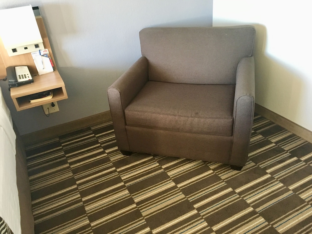 Microtel Inn And Suites By Wyndham Moorhead Fargo Area 30/39