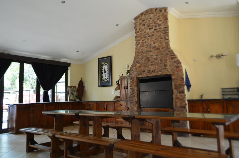 Zebra Guest House 25/41