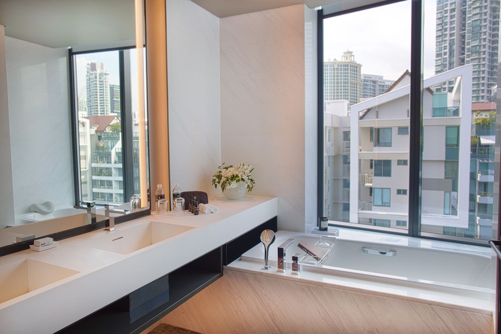 INTERCONTINENTAL SINGAPORE ROBERTSON QUAY 7/78