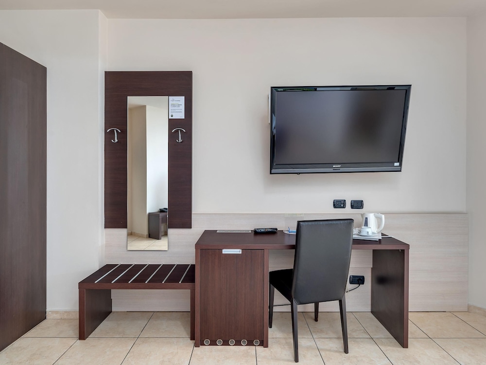 B&B HOTEL Settimo Torinese 34/50