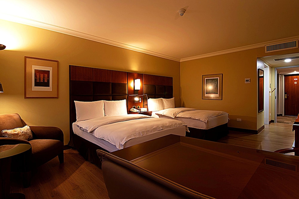 PREMIER, TWIN BEDS