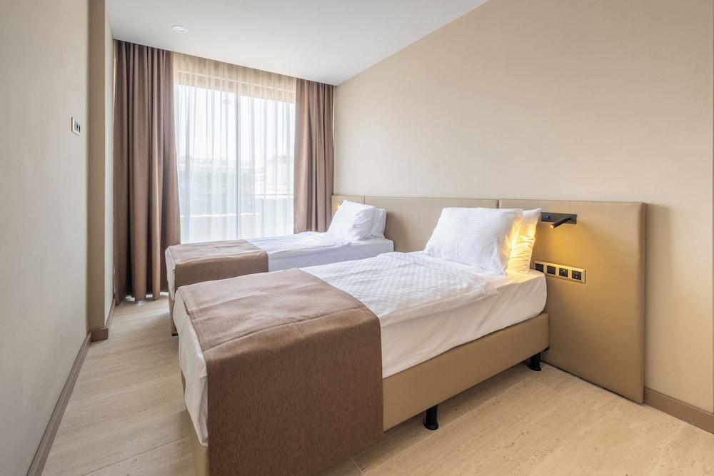 Prive Side Suite & Spa hotel - Adults Only 16+ 15/50
