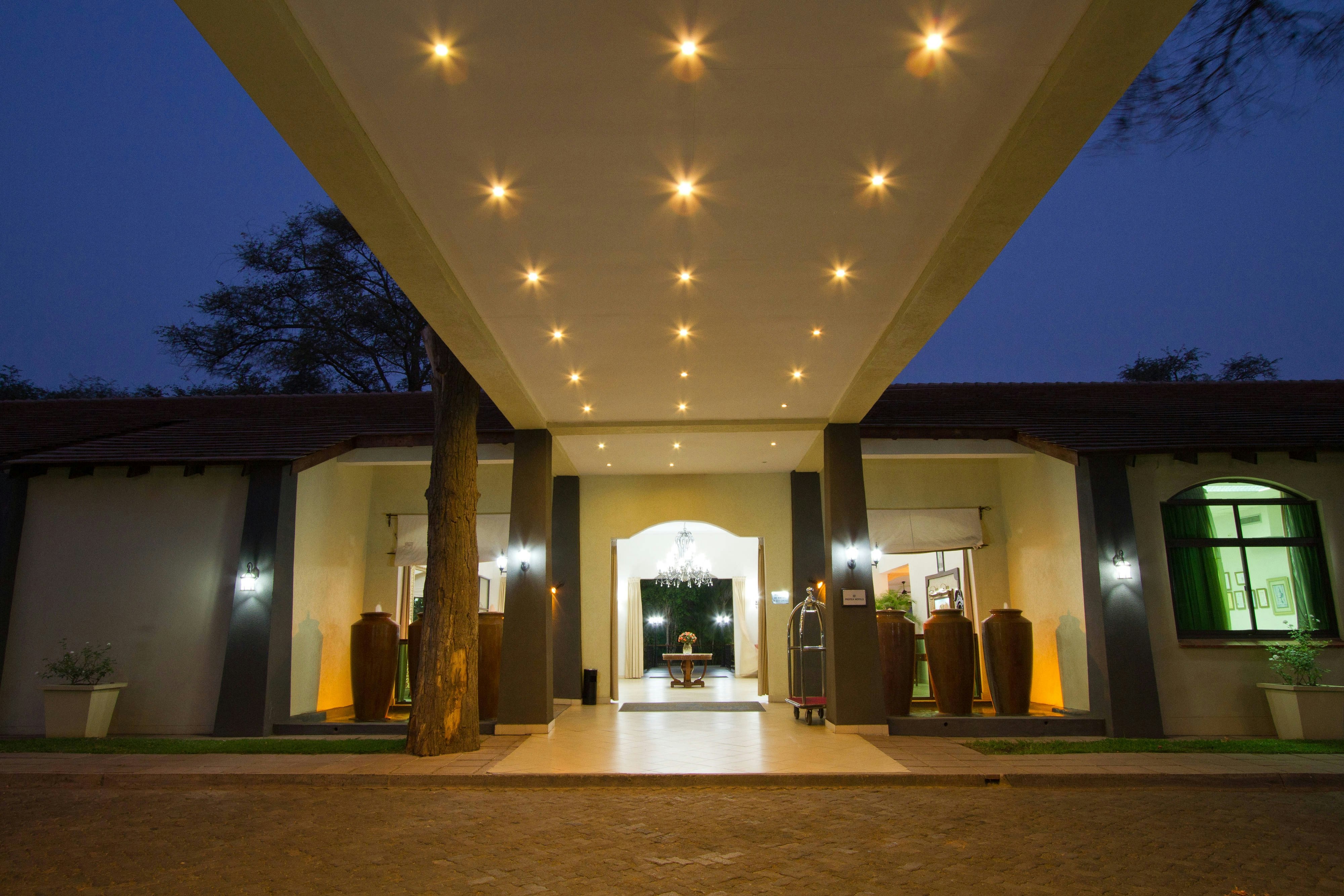 Protea Hotel By Marriott Livingstone 4/50
