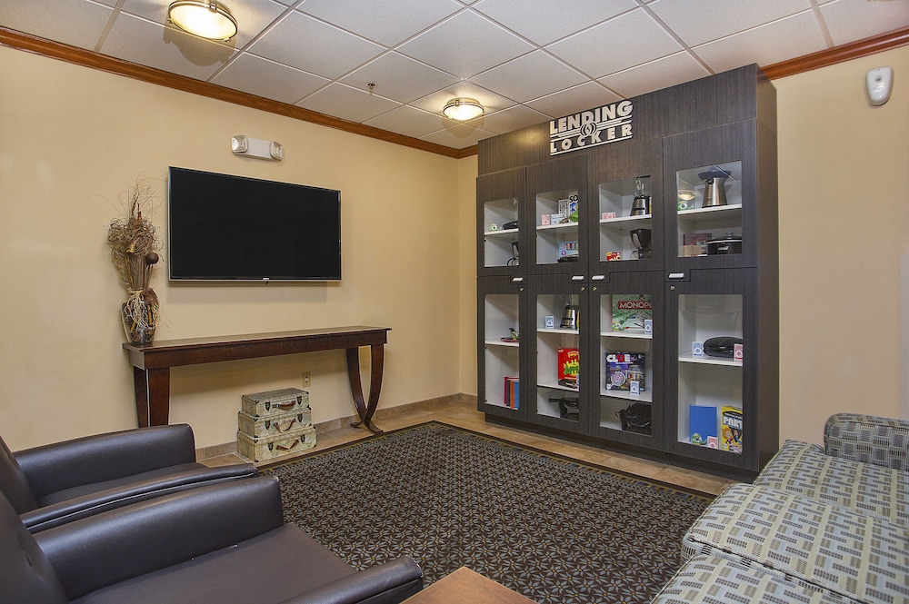 Candlewood Suites Tuscaloosa 34/77