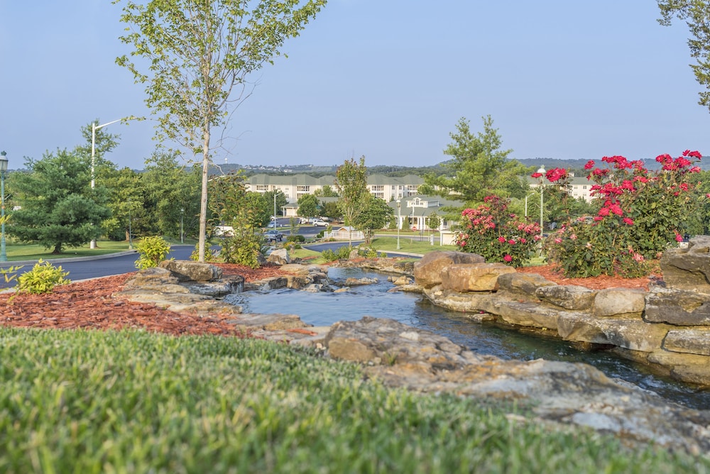 The Suites At Fall Creek 38/49