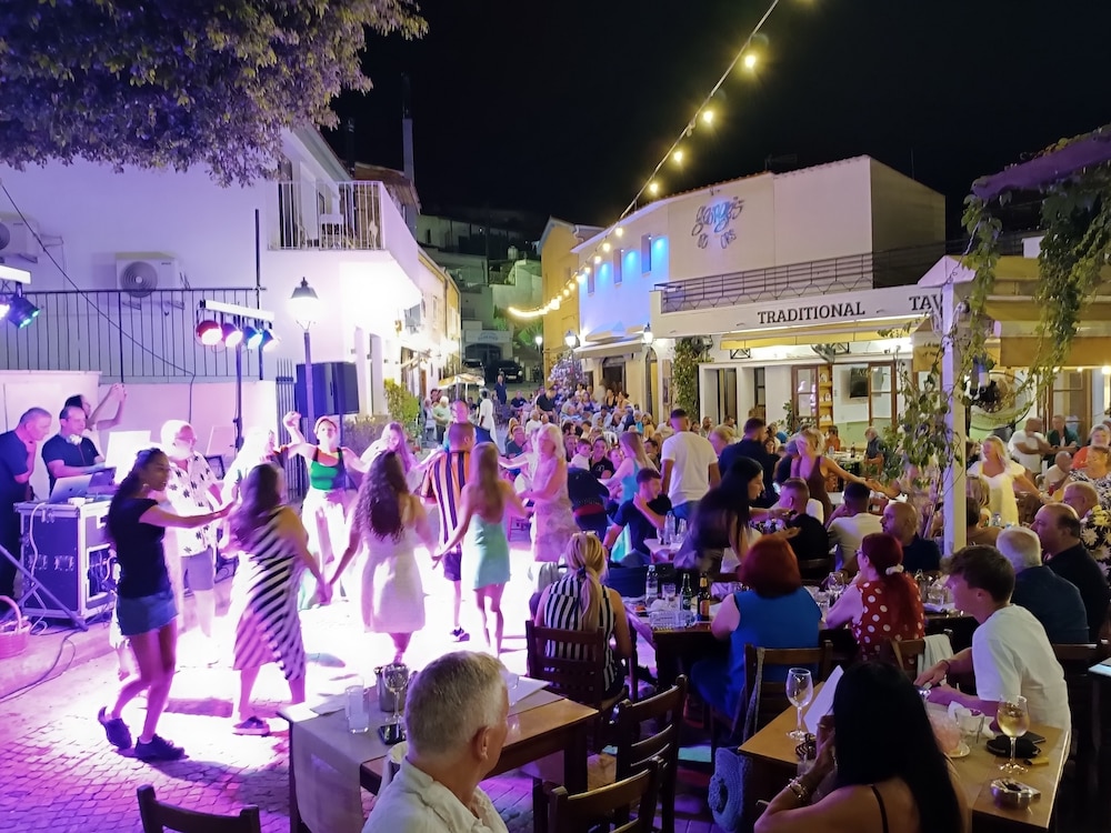 Kapsalia Holiday Villas 41/50