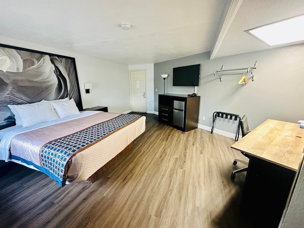 STANDARD, SINGLE, KING BED