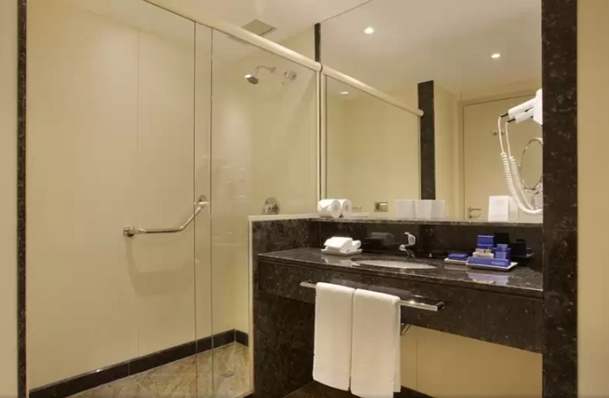 غرفة سوبيريور بسرير كينج، Windsor Brasilia Hotel 3/3