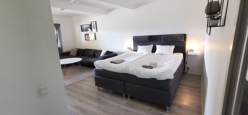 Arrive Bed and Breakfast Landvetter 8/34