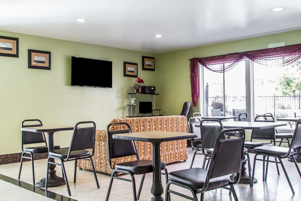 Suites Hayward - Oakland South 33/41