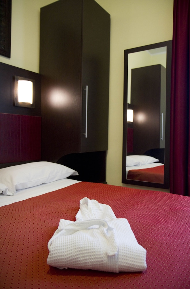 Hotel Alibi 23/36