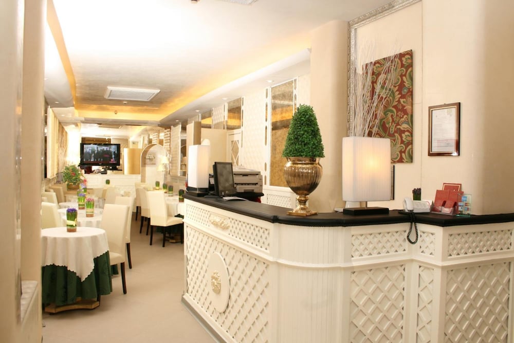 Lobby at Hotel Valle, ROME