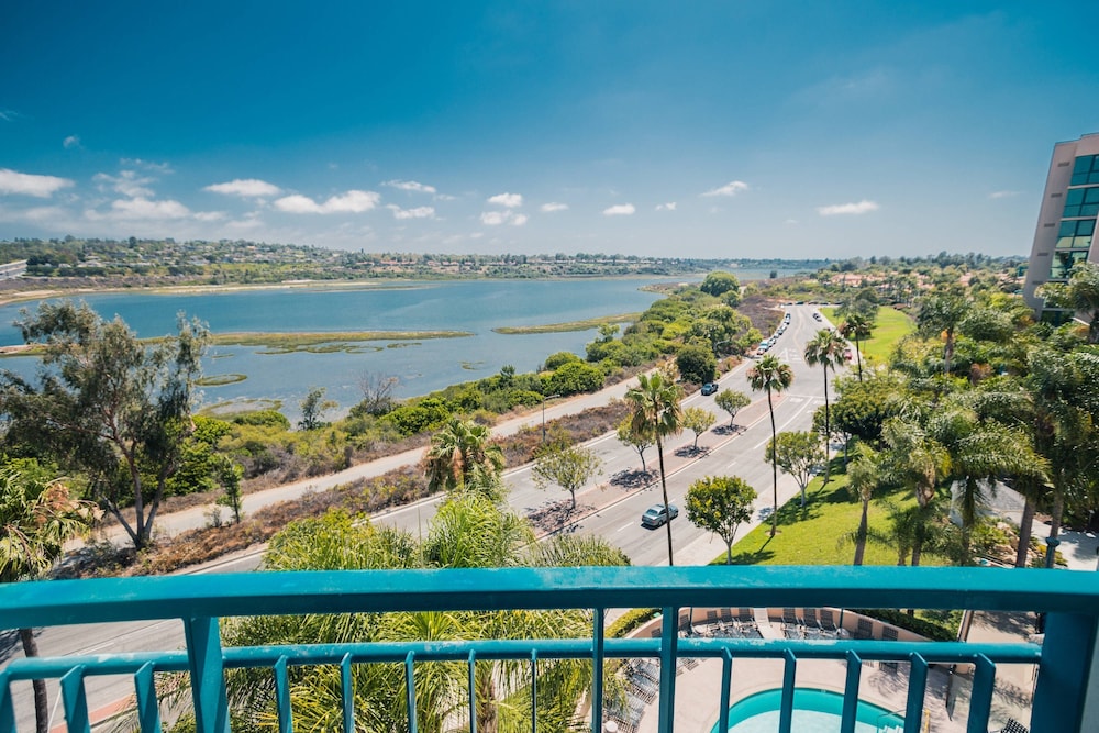 MARRIOTT NEWPORT BEACH BAYVIEW in NEWPORT BEACH - CA