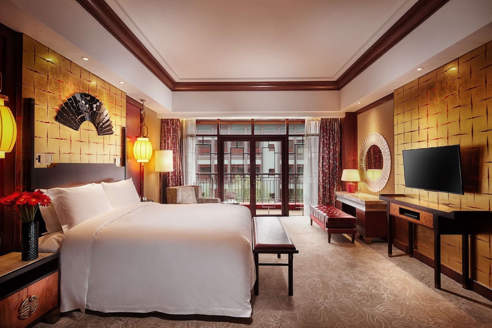 Hilton Tianjin Eco-City 8/56