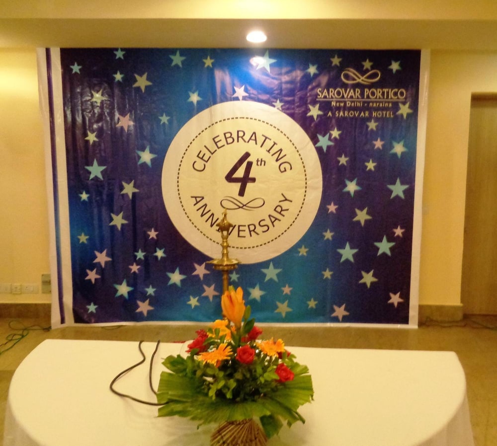 萨罗巴纳雷纳门廊酒店(Sarovar Portico Naraina) 图片2