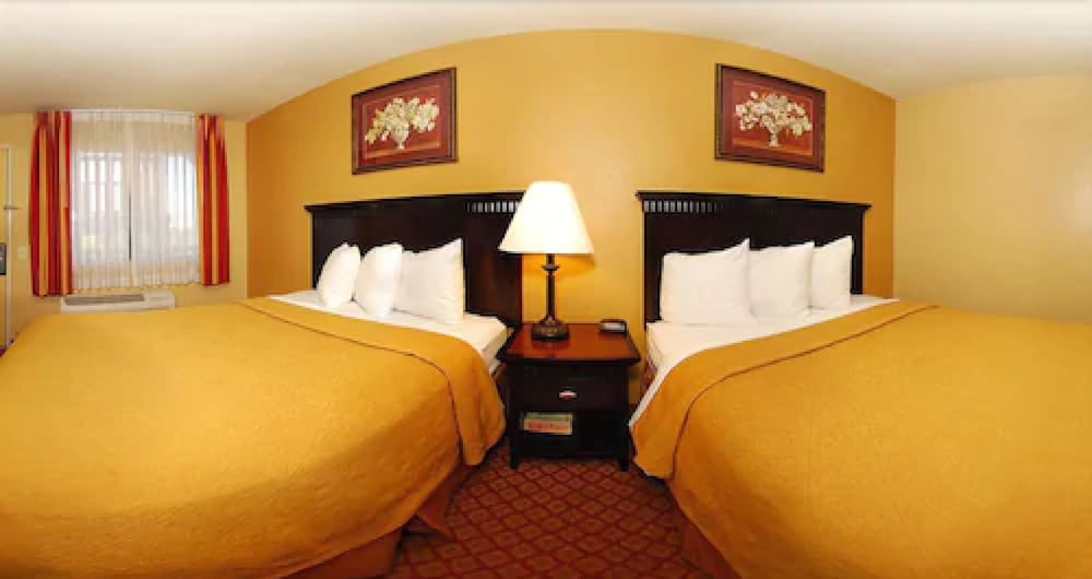 Quality Inn San Bernardino CA 18/43