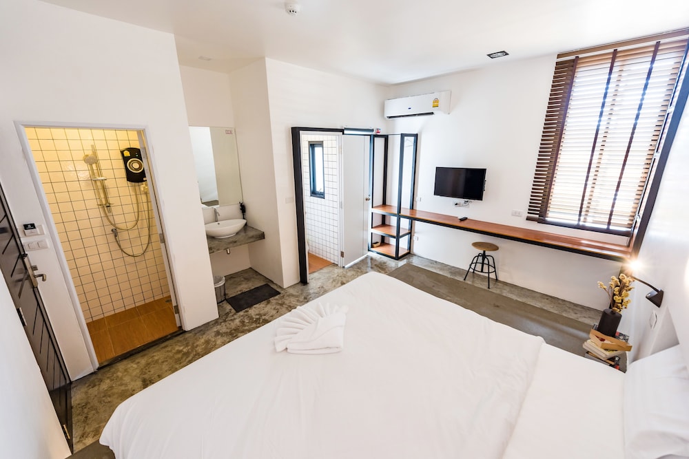 غرفة ديلوكس بسرير مزدوج، Book A Bed Poshtel - Hostel 5/8