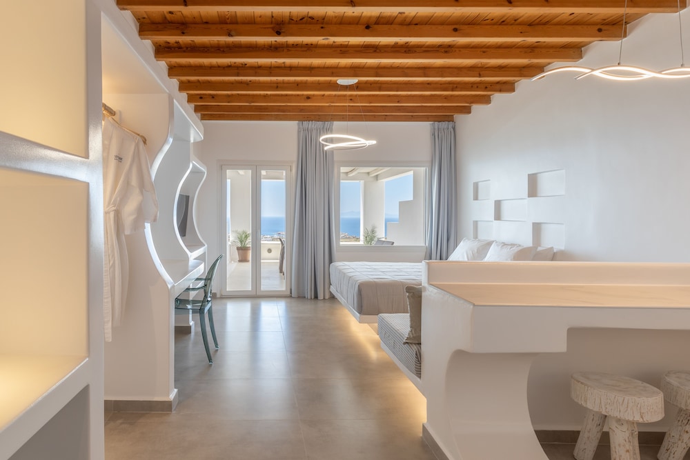 Sea & Stone Residence 49/50