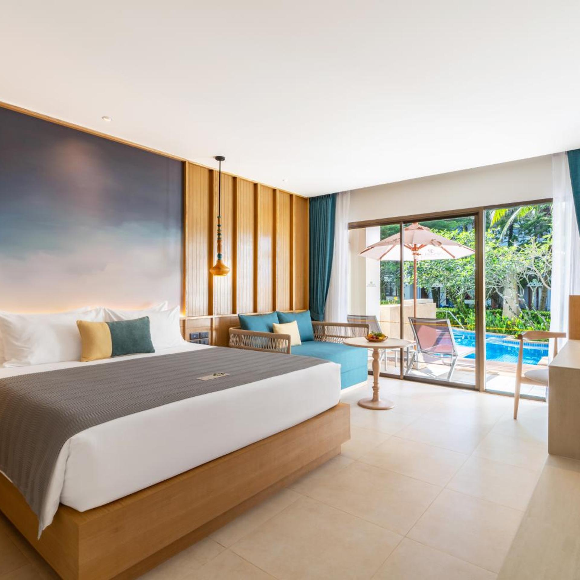Room, Double Bed, Pool Access