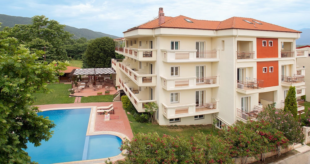 Electra Hotel 4/50