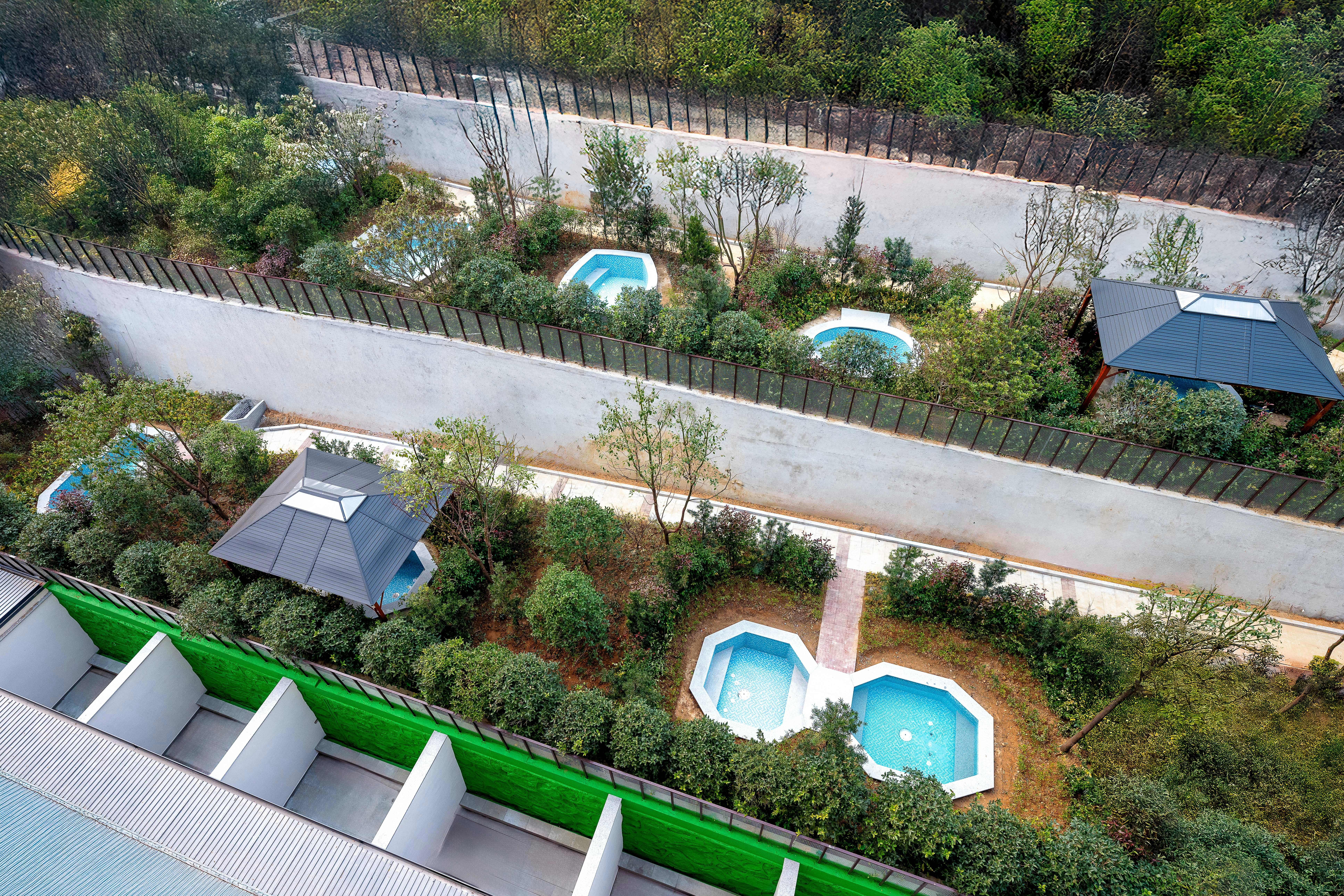 Holiday Inn Jiuhua Mountain Hot Spring Hotel 46/50