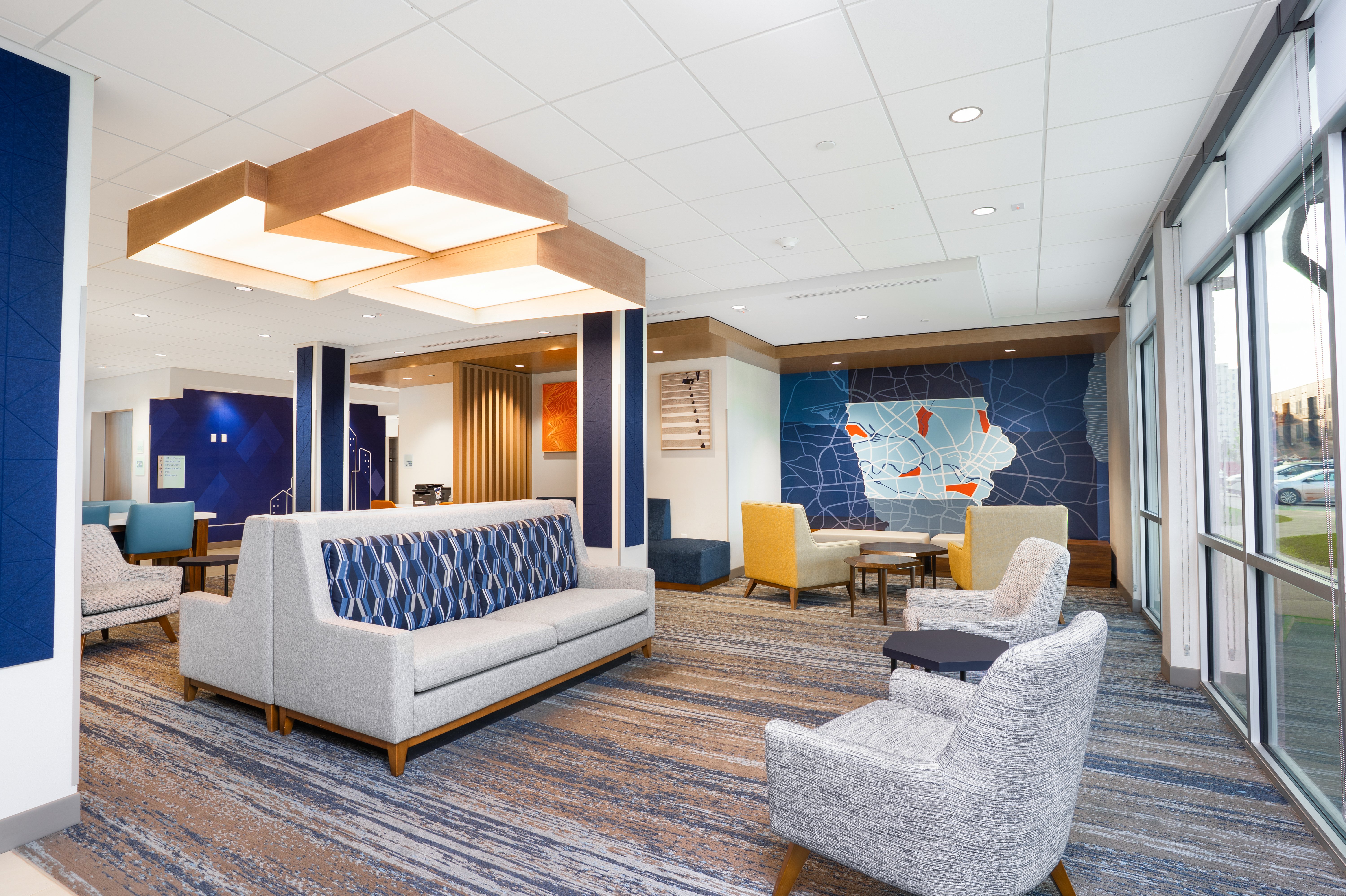 Holiday Inn Express & Suites Cedar Rapids NE - Marion, an IHG Hotel 24/31