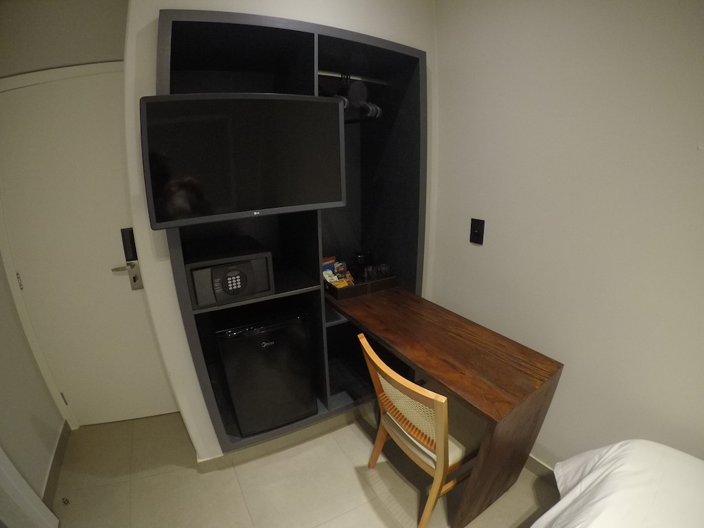 LA Hotel Votuporanga 27/28