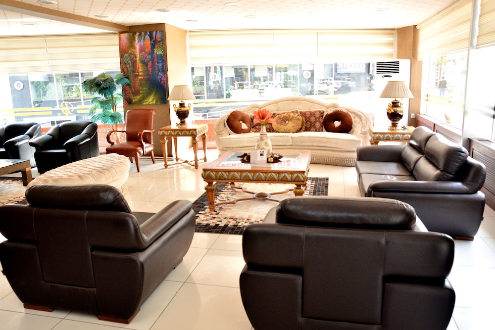 Business Grand Hotel 33/50