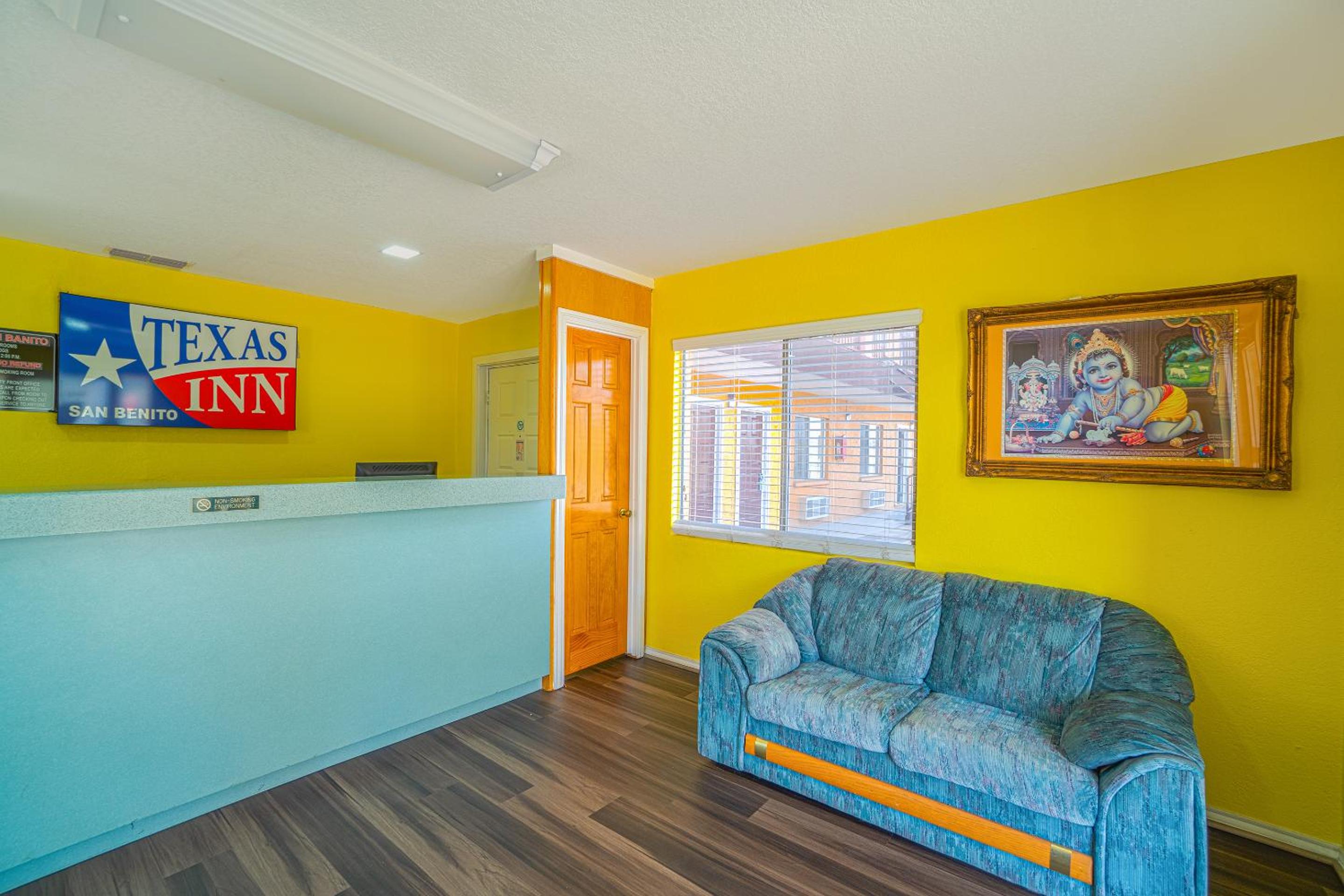 Executive Inn and Suites 11/50