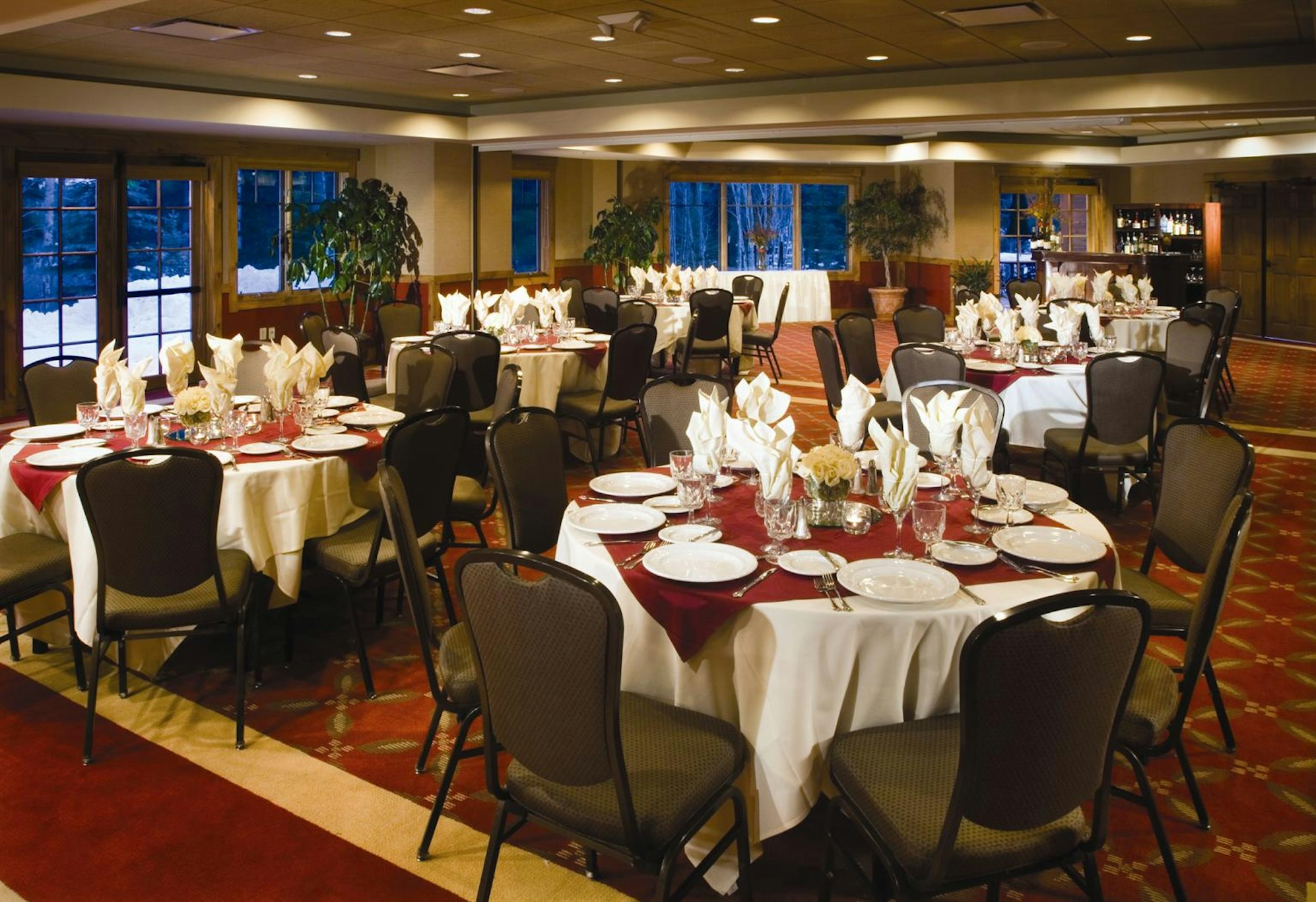 Mountain Thunder Lodge 52/80
