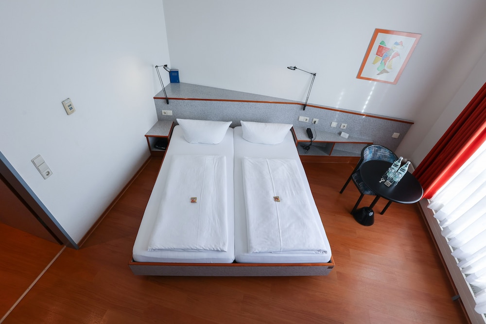 Hotel Blaubeurer Tor 23/50
