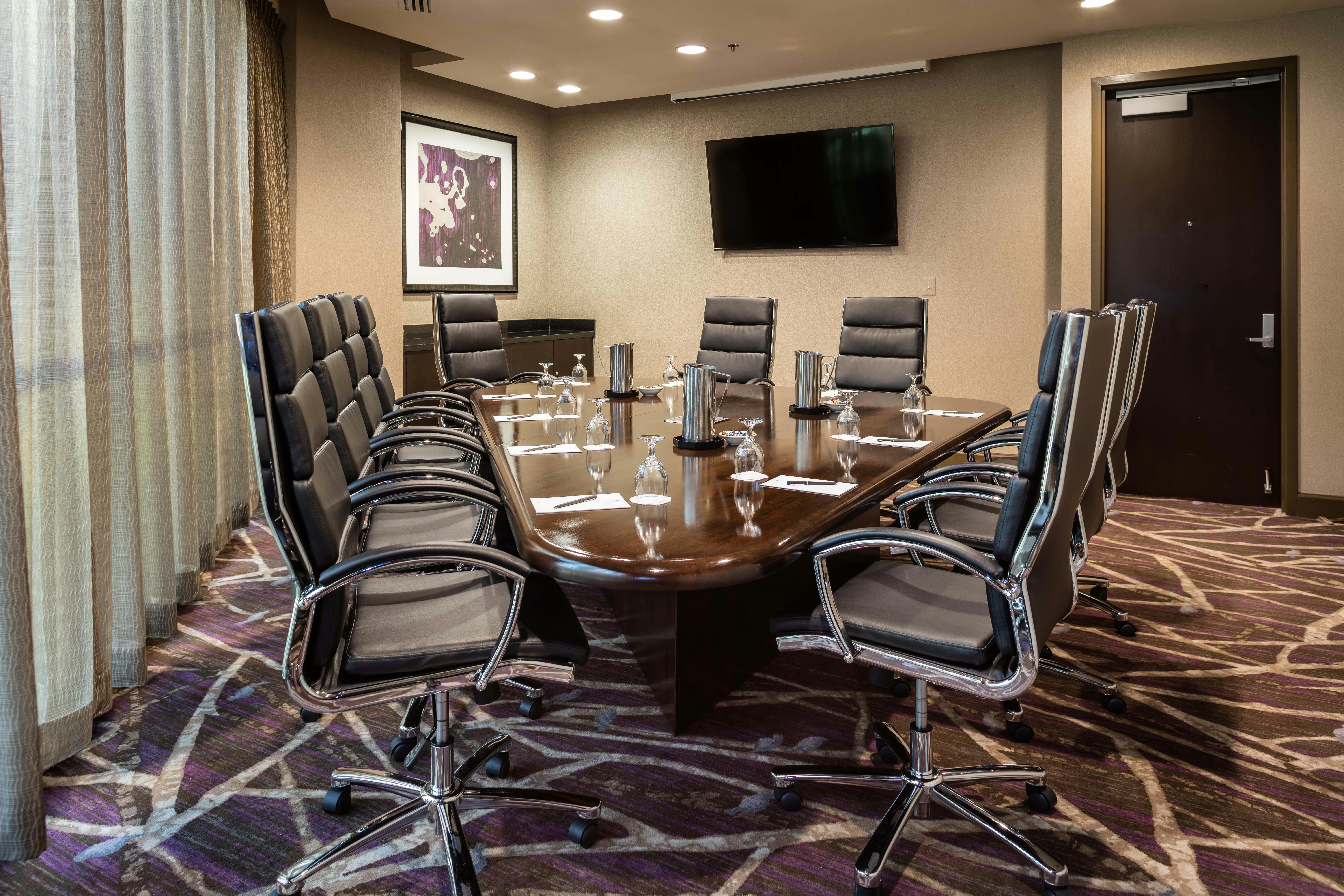 Embassy Suites By Hilton Crystal City National Airport 46/65