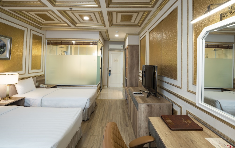 Plus, Premium, Twin Beds، Lotus Saigon Hotel 7/10