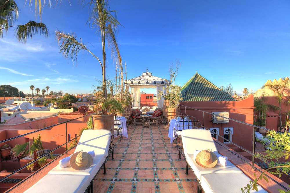 Riad Kaiss By Anika 53/70