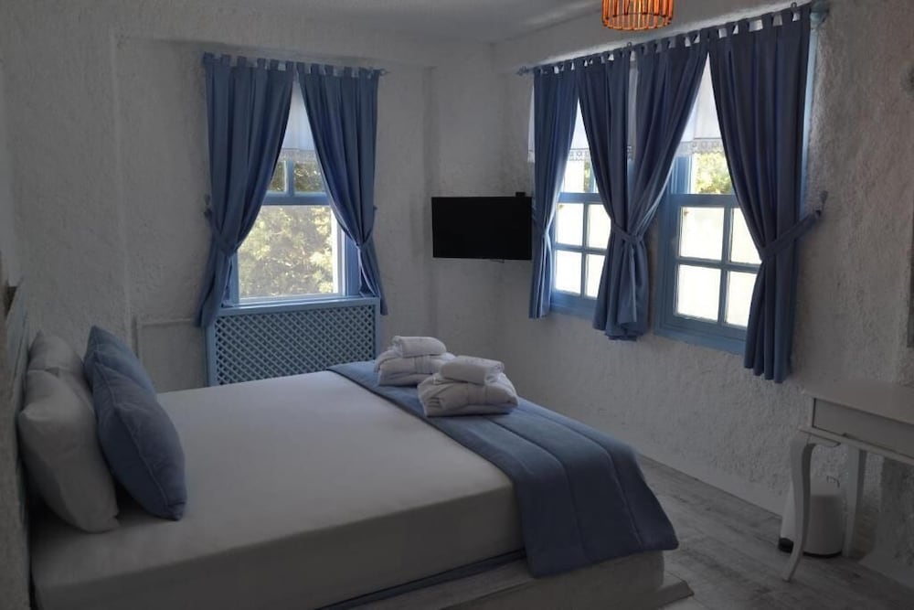 Thea Butik Hotel & Restaurant 8/28
