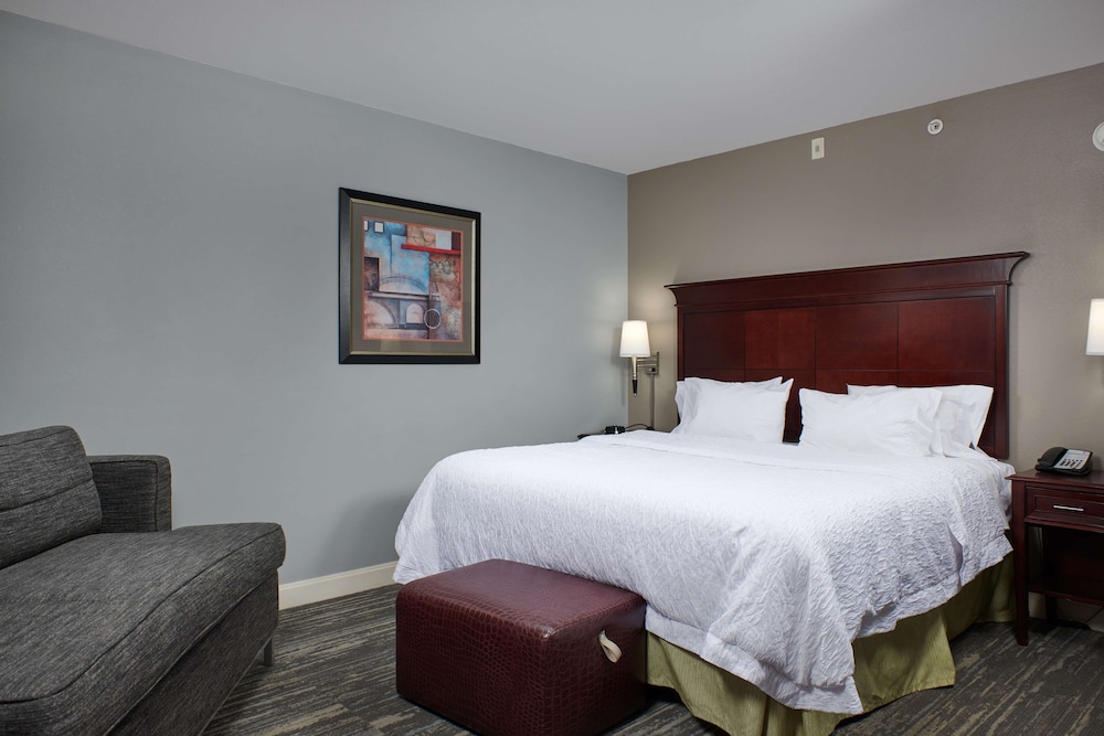 Hampton Inn & Suites Denver/Highlands Ranch 23/82