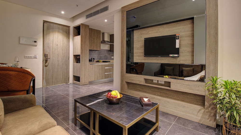 Rhythm Gurugram - Hotel & Suites 27/50