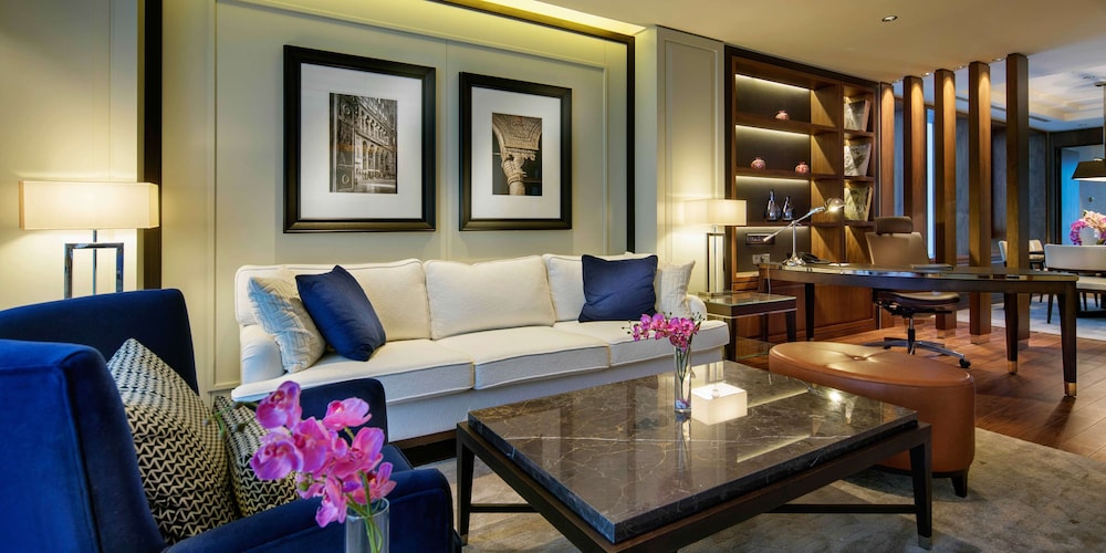 Hilton Istanbul Bomonti Hotel & Conference Center 56/91