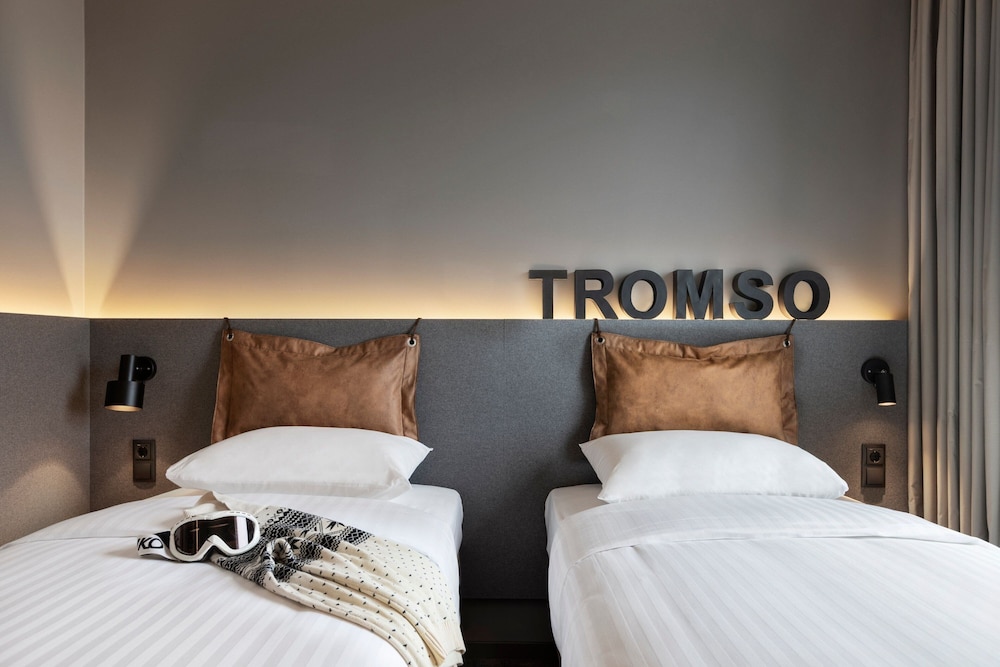 Moxy Tromso 8/48