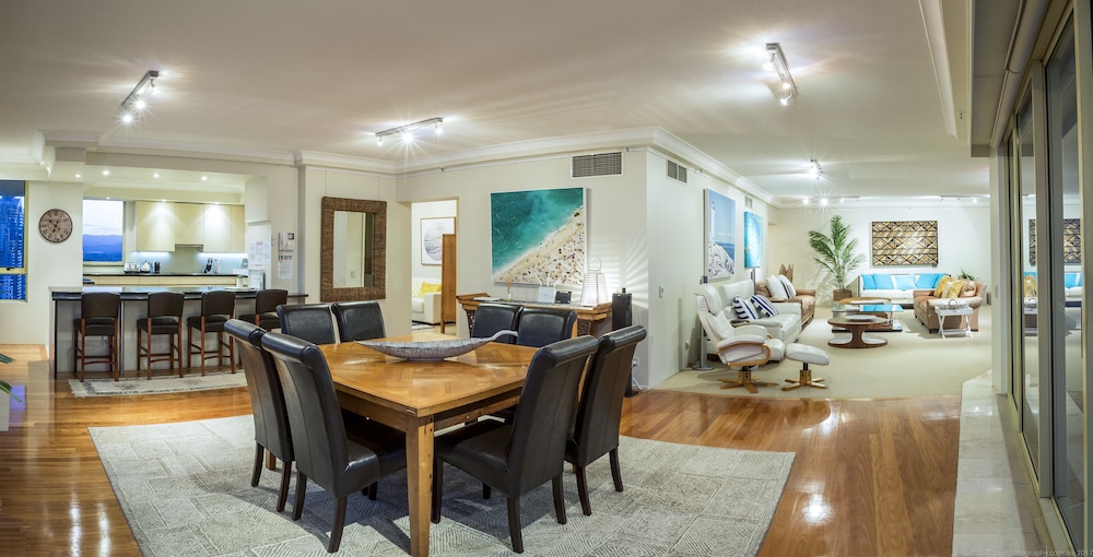 Contessa Condominiums 43/50