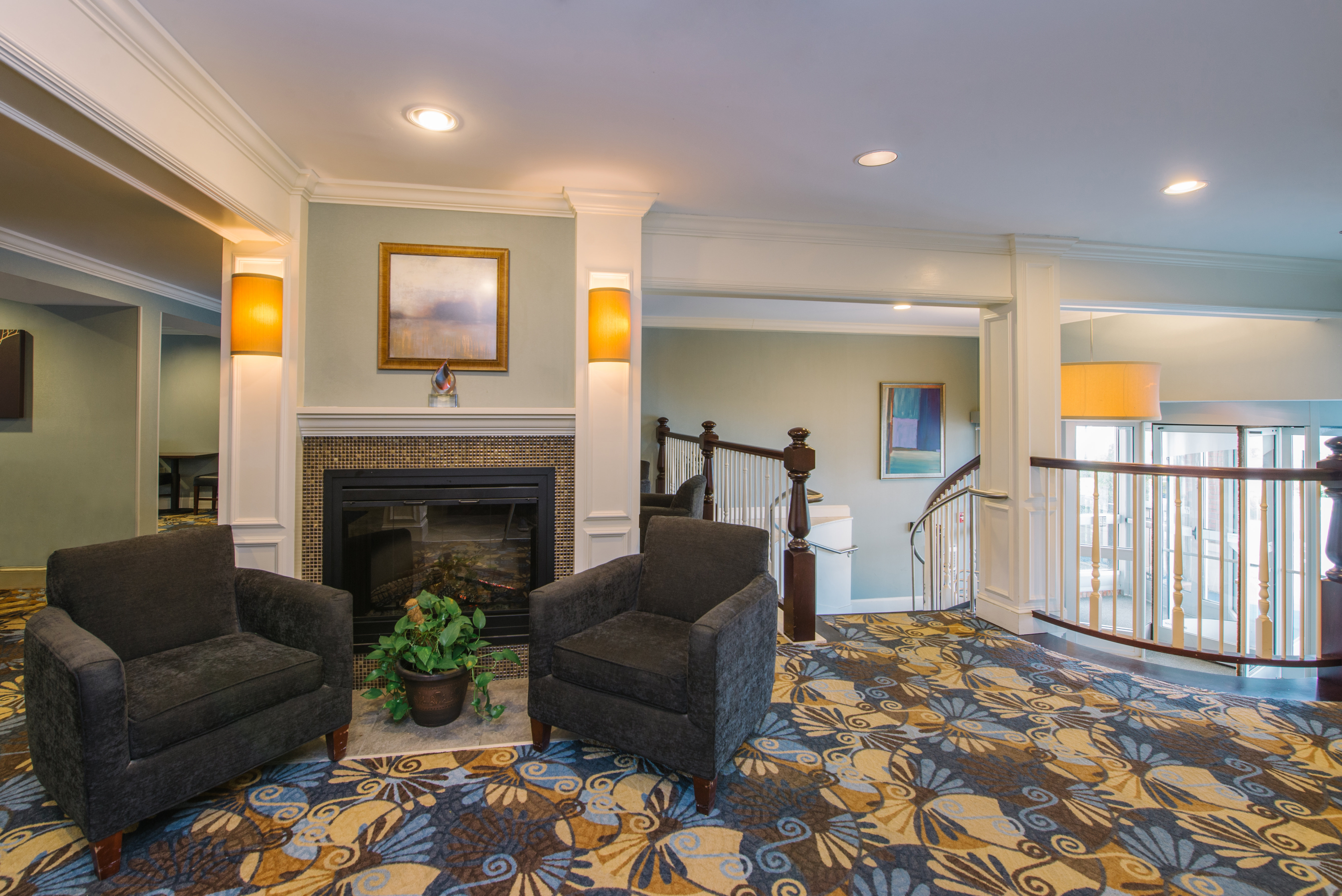 Holiday Inn Express Suites Merrimack 39/55