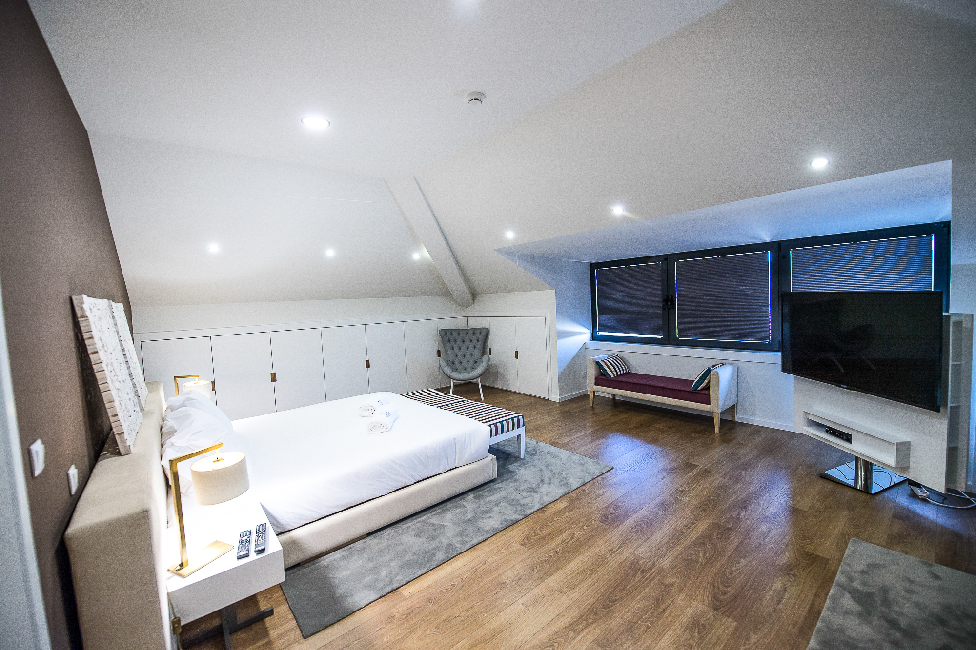 Master, Suite